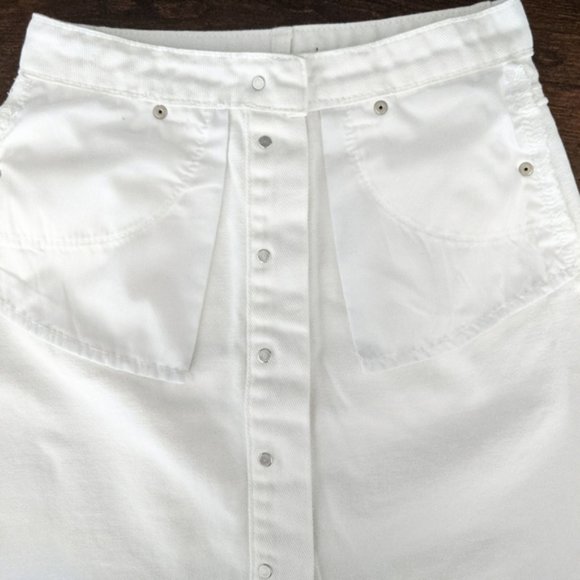 Forever 21  Denim buttoned mini skirt - Picture 6 of 11